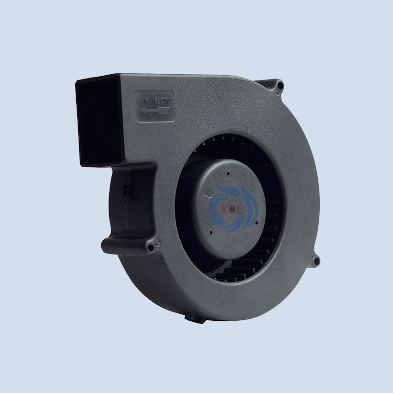 維護(hù)散熱風(fēng)扇時(shí)，需要注意這些方面以防止其著火